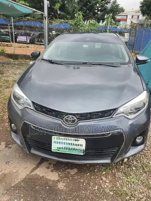 Toyota Corolla 2016 Blue
