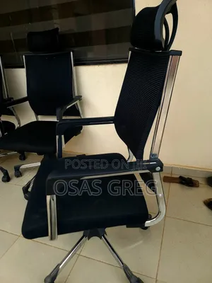 Neatly Used Swivel Office Chair