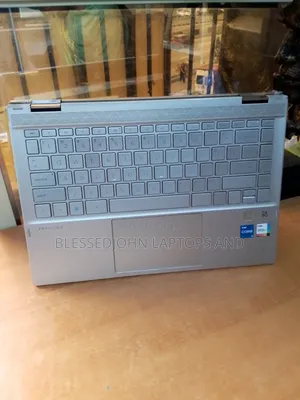 Laptop HP Pavilion x360 8GB Intel Core i5 SSD 256GB