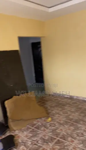 1bdrm Block of Flats in Lafiya Clinic Avenue, Karu-Nasarawa for rent