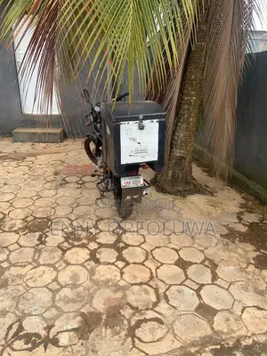 Courier Motorbike