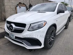 Mercedes-Benz GLE-Class 2016 White