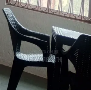 Standard Chair