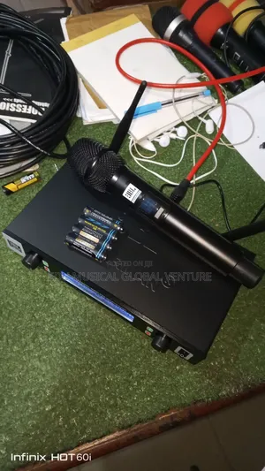 JBL Vm 1000