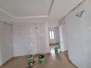 2bdrm Block of Flats in Oworonshoki / Gbagada for rent