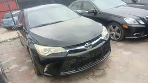 Toyota Camry 2016 Gray