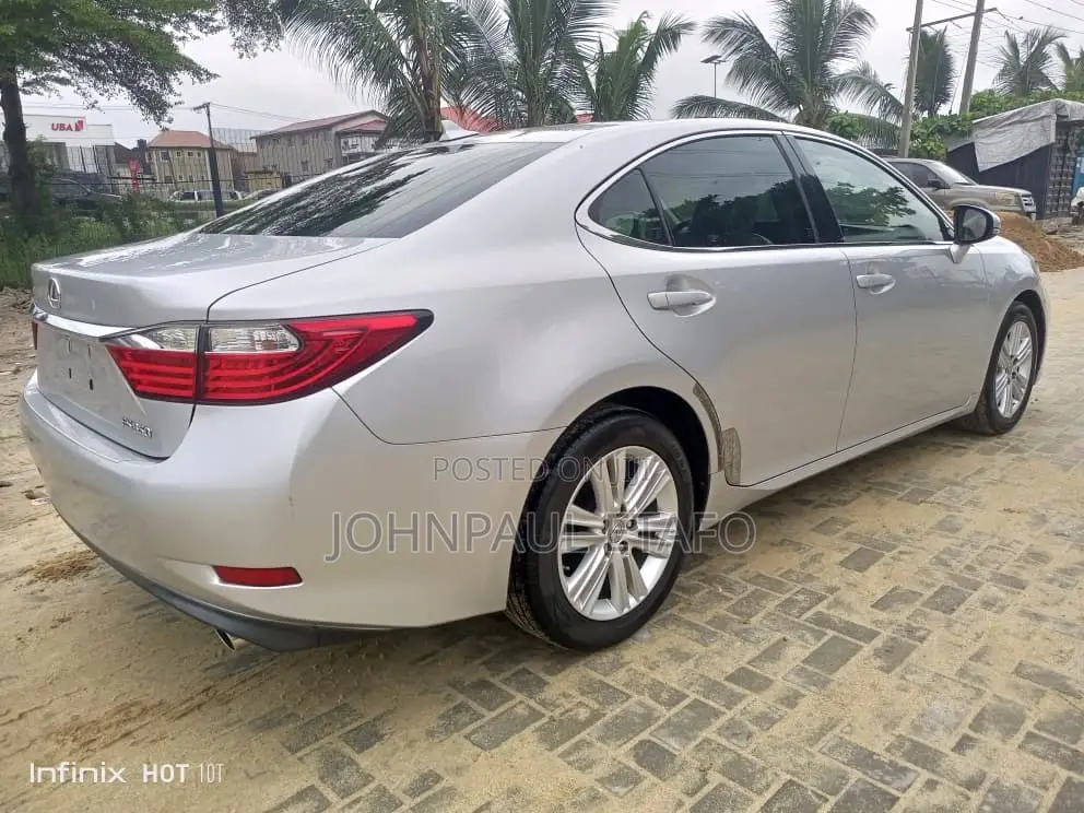 Lexus ES 2013 Silver