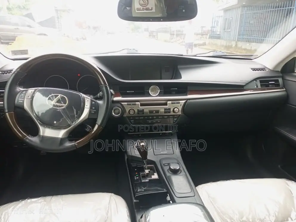 Lexus ES 2013 Silver
