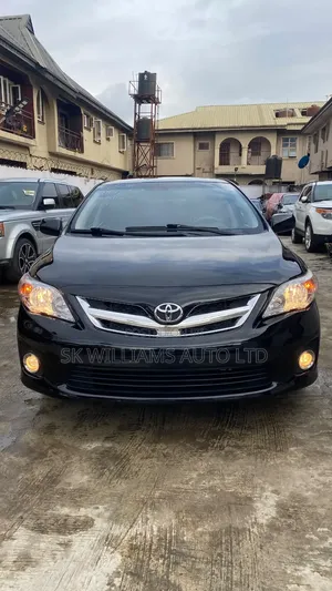 Toyota Corolla 2011 Black