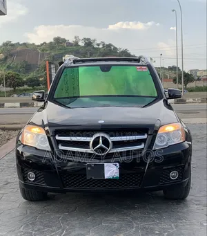 Mercedes-Benz GLK-Class 2010 Black
