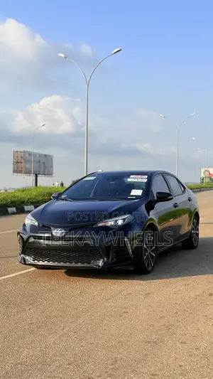 Toyota Corolla SE (1.8L 4cyl 2A) 2018 Black