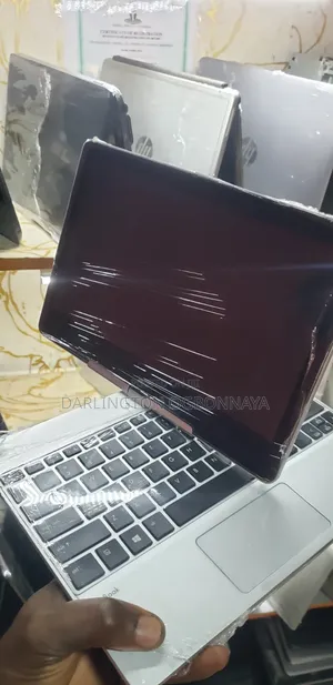 Laptop HP EliteBook Revolve 810 G3 Tablet 8GB Intel Core i5 SSD 256GB