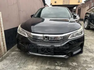 Honda Accord Touring 2dr Coupe FWD (3.5L 6cyl 6A) 2016 Black