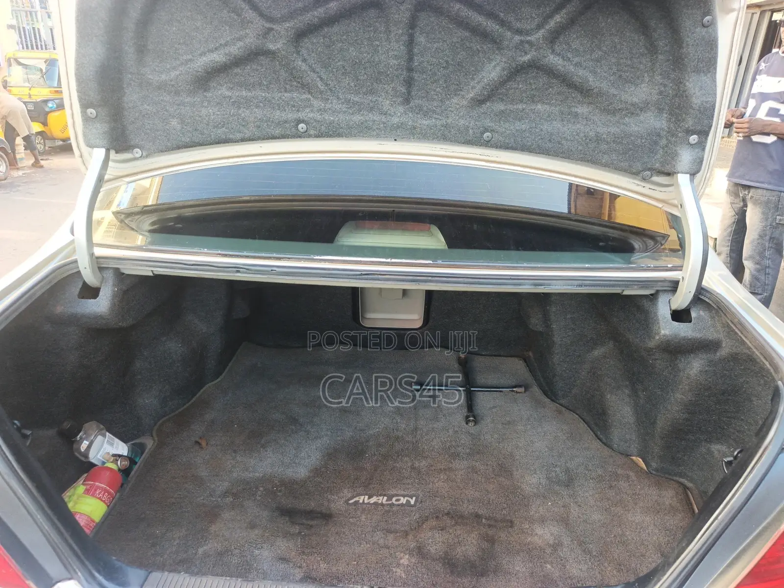 Toyota Avalon 2002 Silver