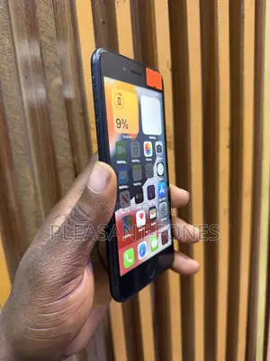 Apple iPhone 7 Plus 128 GB Black