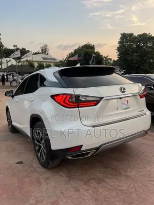 Lexus RX 2021 White