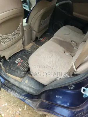 Toyota RAV4 2027 Blue