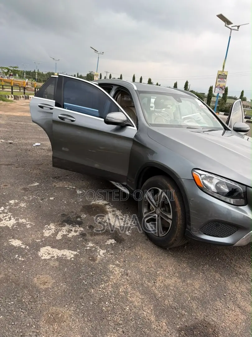 Mercedes-Benz GLC-Class 2017 Gray