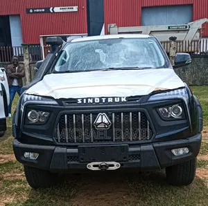 New Sinotruk Howo 2025 Black