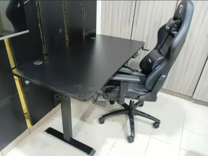 Electrical Adjustable Desk With Gaming Chair