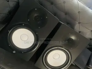 Yamaha Hs8 Studio Monitor