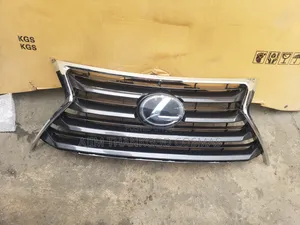 Front Grille Lexus Nx200t