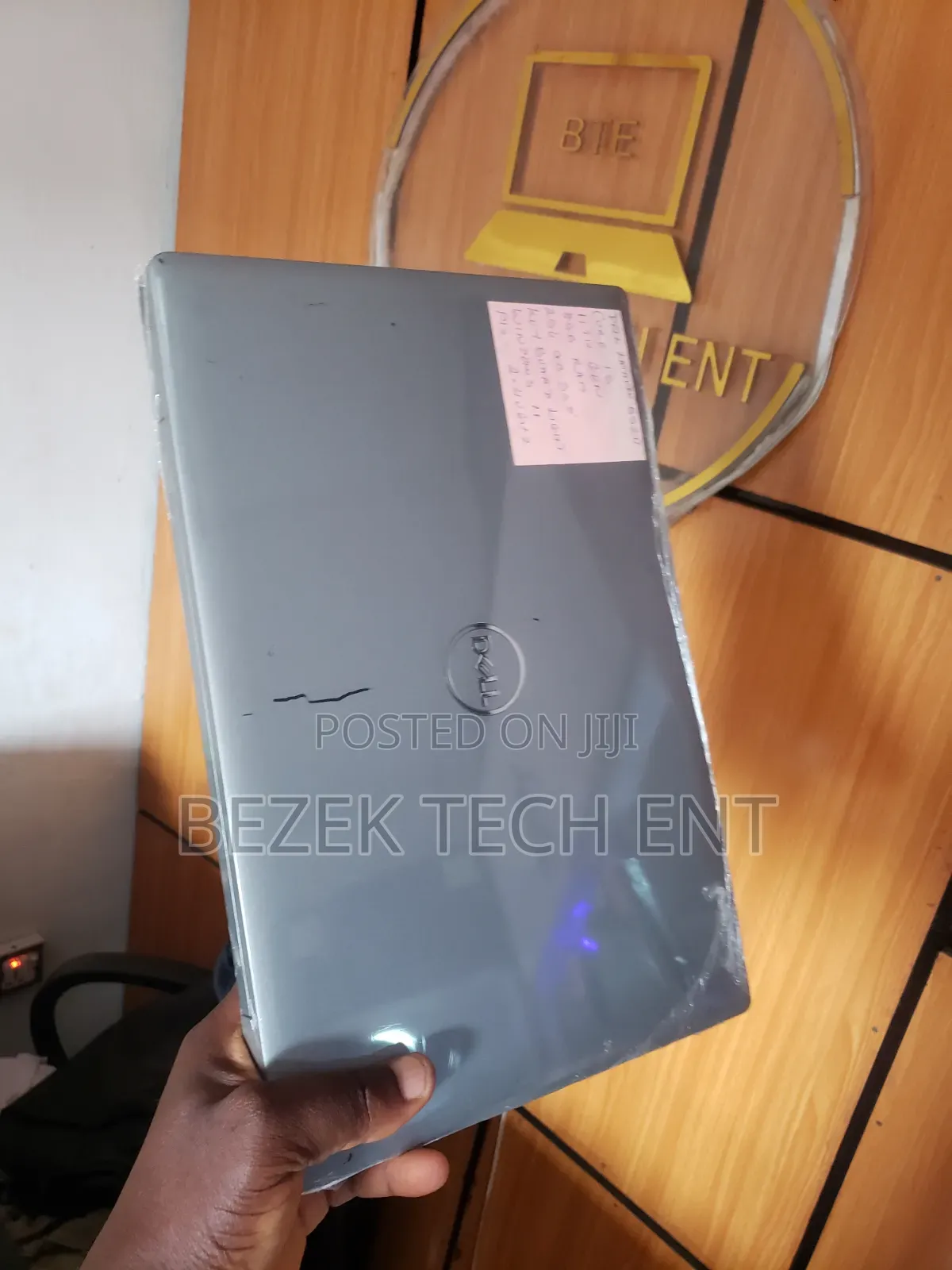 New Laptop Dell Latitude 5520 8GB Intel Core i5 SSD 256GB