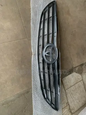 Front Grill Toyota Camry 2005