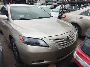 Toyota Camry 2008 Gold
