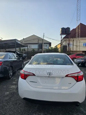 Toyota Corolla 2015 White
