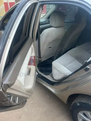 Toyota Corolla 2008 Gold