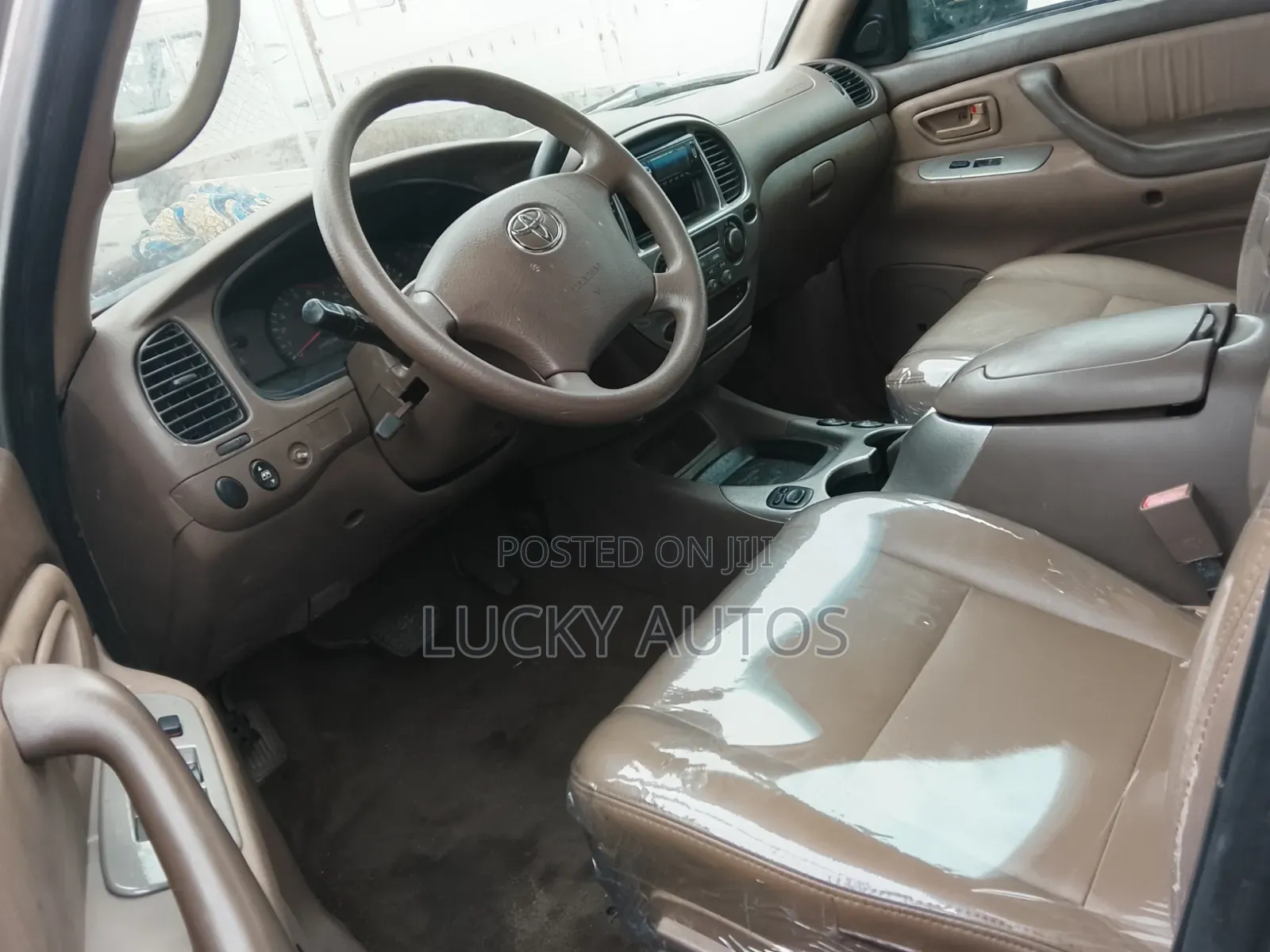 Toyota Sequoia 2004 Brown