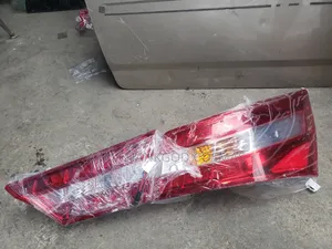 Boot and Rear Light Toyota Avalon 2015 Model