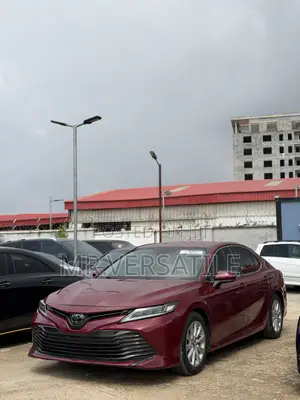 Toyota Camry 2019 Burgundy