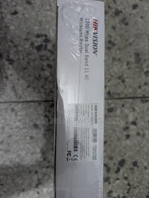 Hikvision WR12C 1200 MBPS Dual Band 11AC Router