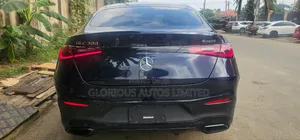 Mercedes-Benz GLC-Class GLC 300 2024 Blue