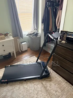 2.5HP Platform Treadmill/Walking Pad With Bluetooth and Free Gym Glove