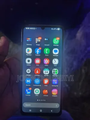 Samsung Galaxy A06 128 GB Silver