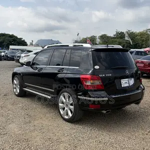 Mercedes-Benz GLK-Class 2010 Black
