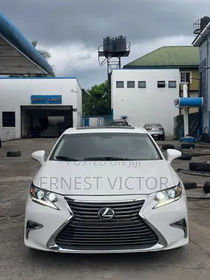 Lexus ES 2014 White