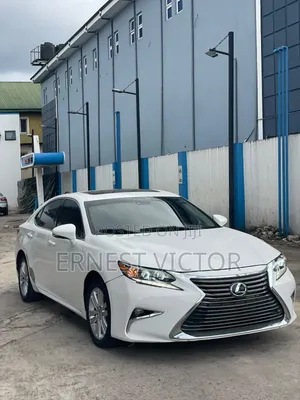 Lexus ES 2014 White