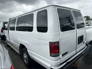 Ford E350 2006 White