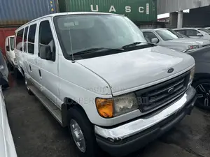 Ford E350 2006 White