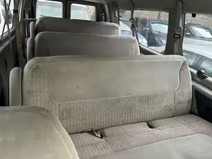 Ford E350 2006 White