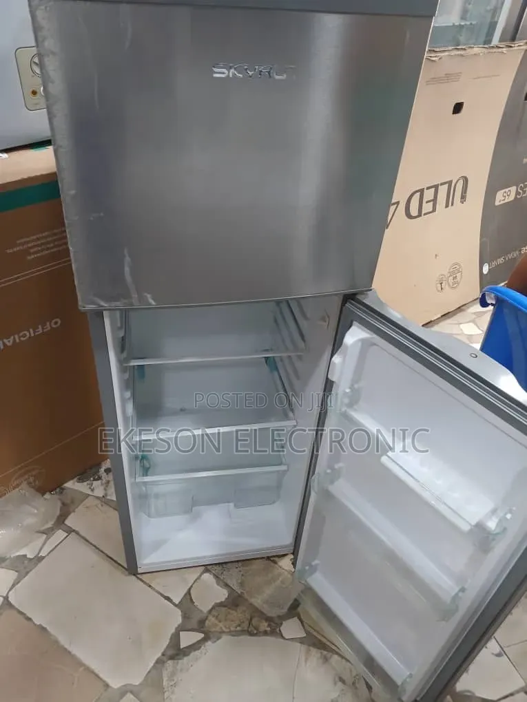 Skyrun Fridge 138Litters