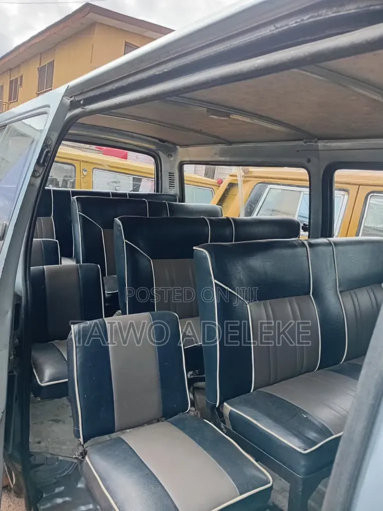 Toyota HiAce 2012 Grey