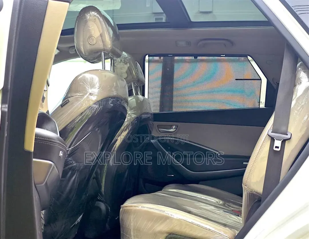 Hyundai Santa Fe 2015 White