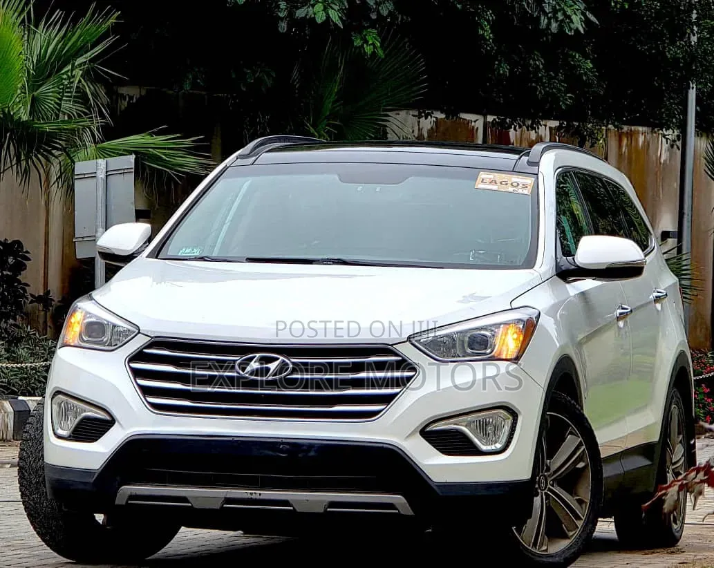 Hyundai Santa Fe 2015 White