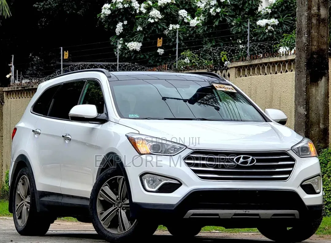 Hyundai Santa Fe 2015 White