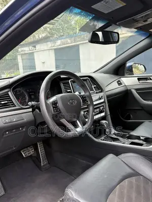 Hyundai Sonata Sport 2018 Blue